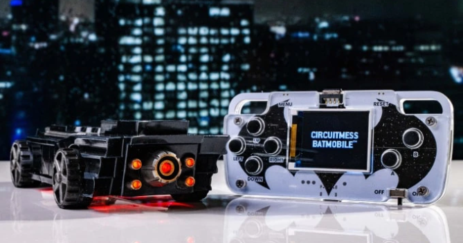 Kickstarter众筹-CircuitMess Batmobile™-智能机器人汽车